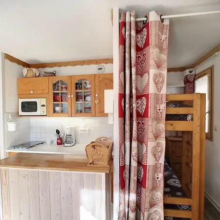 Apartment Renove, 4 Pers, Proche Pistes, Parking Gratuit