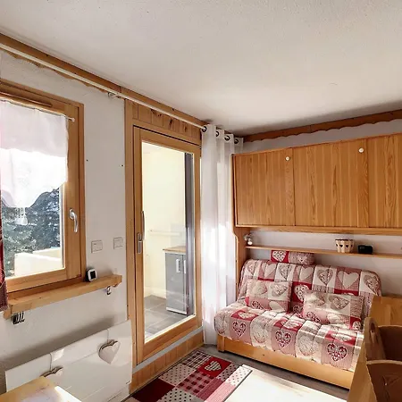 Apartment Renove, 4 Pers, Proche Pistes, Parking Gratuit